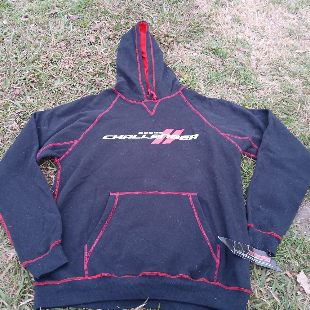 Beimar Dodge Challenger Pull Over/hoodie Size Large